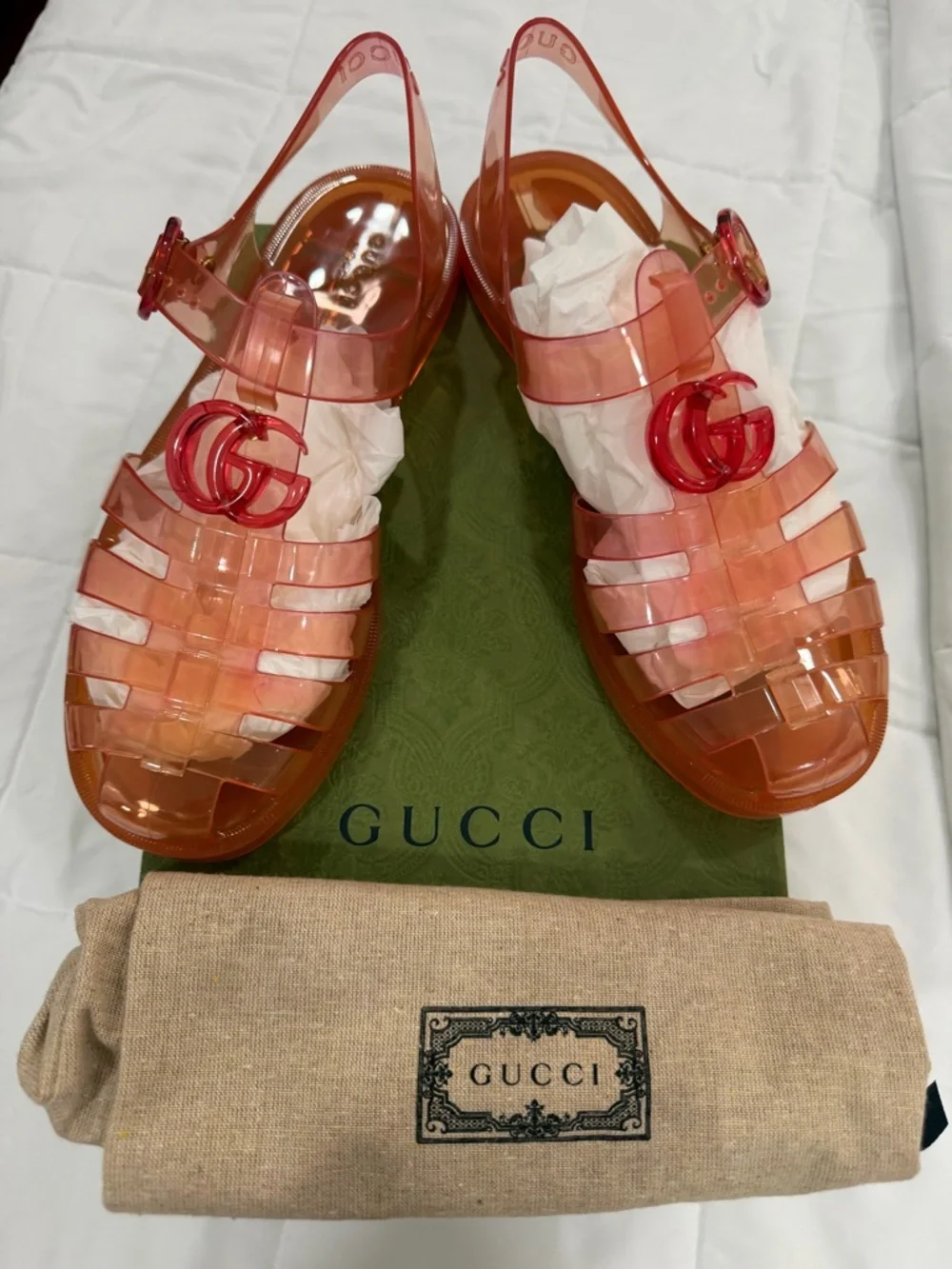 Gucci - Picture 2 of 5